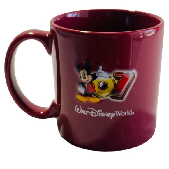 Walt Disney World 2007 3D Embossed Mickey Mouse & Friends Coffee Mug Cup 16ozs. - Picture 2 of 7